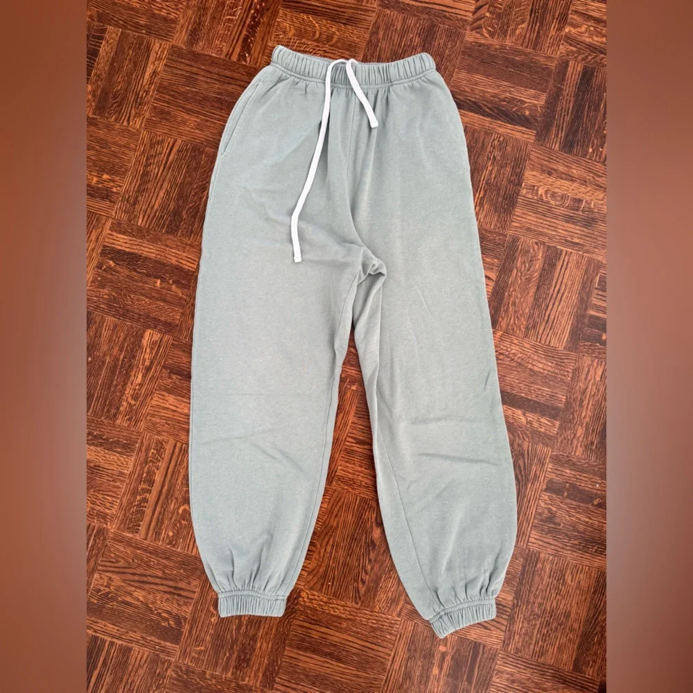 GARAGE BOYFRIEND JOGGERS LIGHT GREEN SIZE XS - Picture 1 of 5